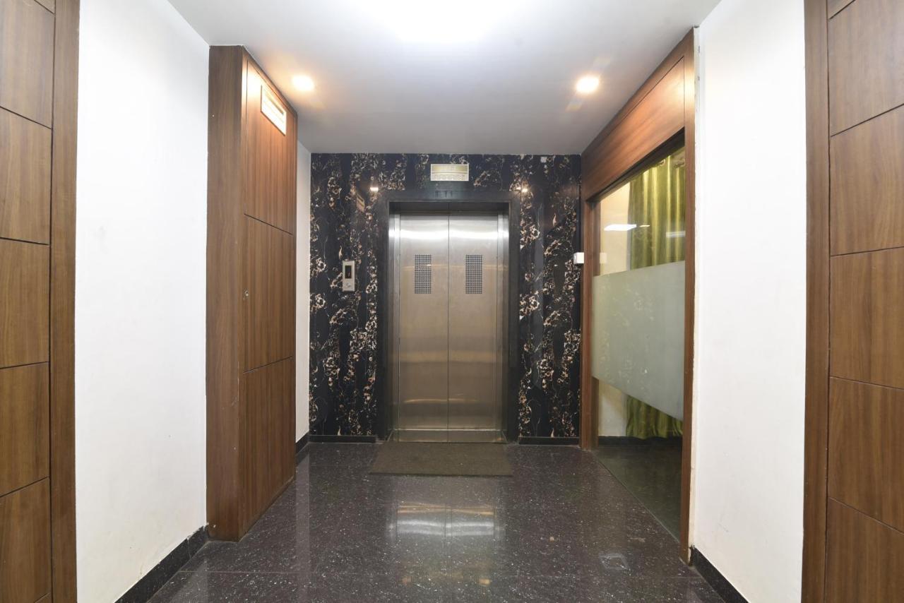Hotel Clove Bídzsápur Kültér fotó