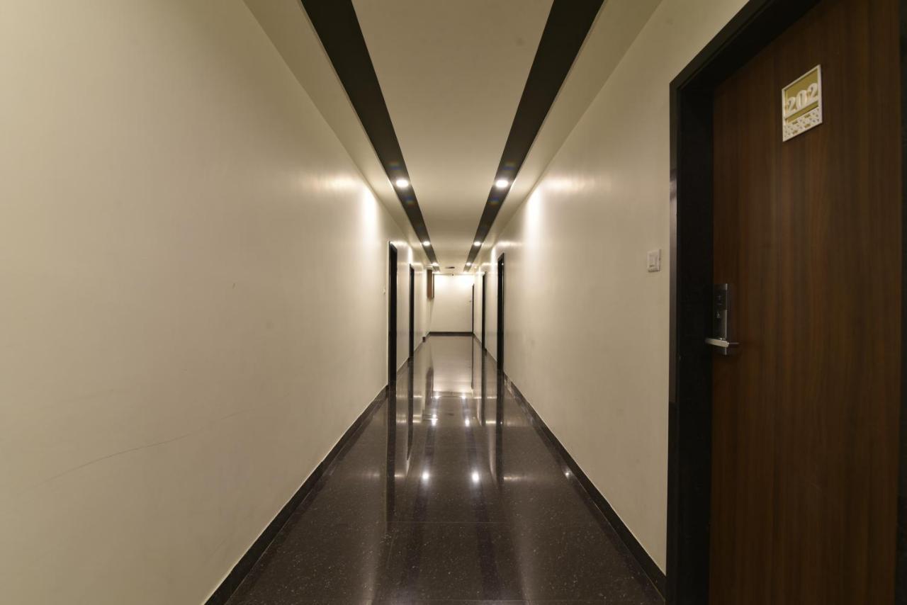 Hotel Clove Bídzsápur Kültér fotó