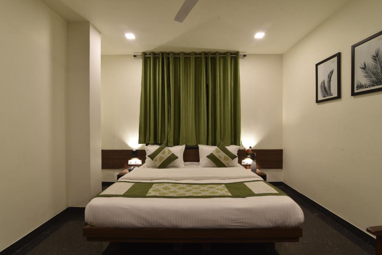 Hotel Clove Bídzsápur Kültér fotó